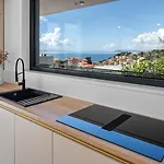 Pavuza Luxury 4-bedroom Seaview
