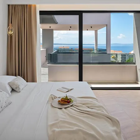 Pavuza Luxury 4-bedroom Seaview