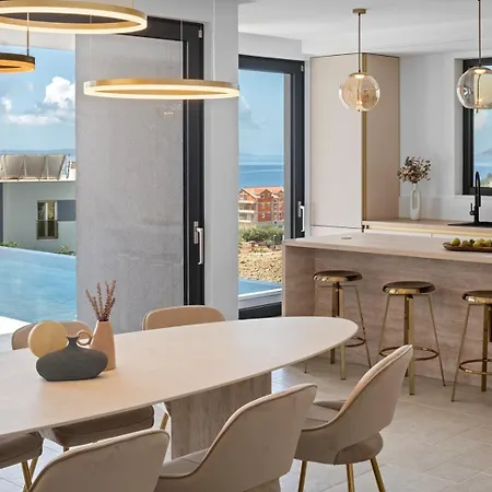 Pavuza Luxury 4-bedroom Seaview فيلة *