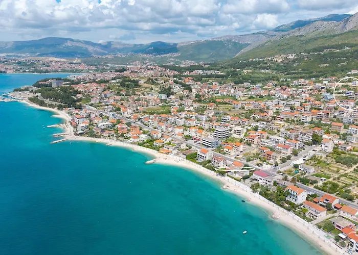 Vila Pavuza Luxury 4-bedroom Seaview Podstrana